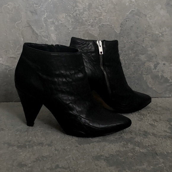 Loeffler Randall black leather high heel ankle boots size 6.5 - Picture 1 of 5